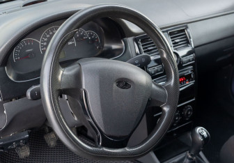 Подержанный автомобиль LADA (ВАЗ) Priora Sedan 2009 года (10 фото)