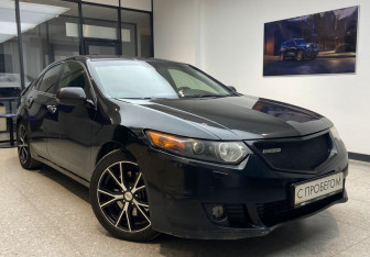 Подержанный автомобиль Honda Accord Sedan 2010 года (3 фото)