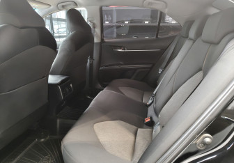 Подержанный автомобиль Toyota Camry Sedan 2020 года (13 фото)
