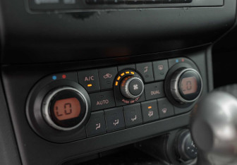 Подержанный автомобиль Nissan Qashqai 2010 года (16 фото)