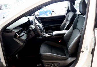 Новый Toyota Camry Sedan 2025 (12 фото)