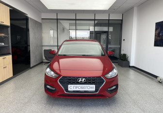 Подержанный автомобиль Hyundai Solaris Sedan 2017 года (2 фото)