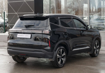 Подержанный автомобиль Chery Tiggo 4 2025 года (5 фото)