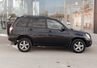 Подержанный автомобиль Chery Tiggo (T11) 2008 года (4 фото)