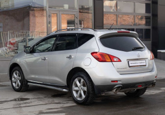 Подержанный автомобиль Nissan Murano Suv 2011 года (7 фото)