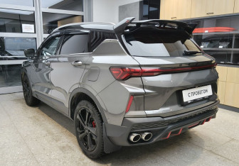 Подержанный автомобиль Geely Coolray 2023 года (6 фото)