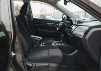 Подержанный автомобиль Nissan X-Trail 2019 года (20 фото)
