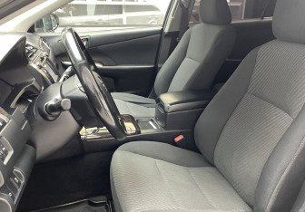 Подержанный автомобиль Toyota Camry Sedan 2015 года (10 фото)