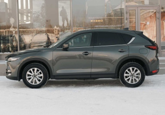Подержанный автомобиль Mazda CX-5 2021 года (8 фото)