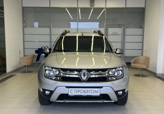 Подержанный автомобиль Renault Duster 2019 года (2 фото)