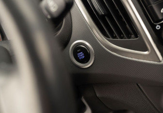 Подержанный автомобиль Hyundai Creta 2018 года (16 фото)