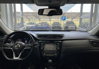 Подержанный автомобиль Nissan X-Trail 2021 года (8 фото)