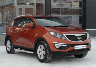 Подержанный автомобиль Kia Sportage 2011 года (3 фото)
