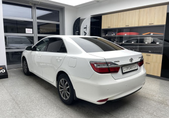 Подержанный автомобиль Toyota Camry Sedan 2015 года (7 фото)
