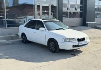 Подержанный автомобиль Toyota Sprinter Sedan 1998 года (15 фото)