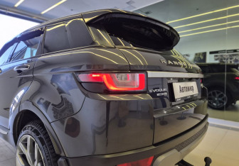 Подержанный автомобиль Land Rover Range Rover Evoque 2017 года (8 фото)