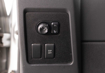 Подержанный автомобиль Nissan Qashqai 2007 года (18 фото)