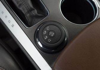 Подержанный автомобиль Ford Explorer 2012 года (17 фото)