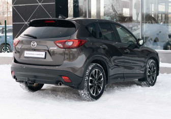 Подержанный автомобиль Mazda CX-5 2015 года (5 фото)