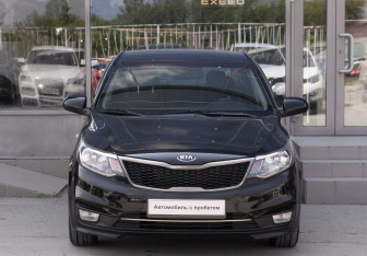 Подержанный автомобиль Kia Rio Sedan 2016 года (2 фото)