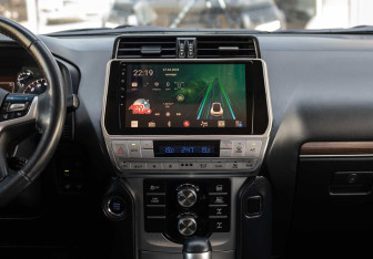 Подержанный автомобиль Toyota Land Cruiser Prado 2019 года (13 фото)