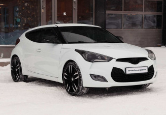 Подержанный автомобиль Hyundai Veloster 2012 года (3 фото)