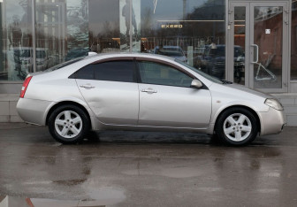 Подержанный автомобиль Nissan Primera Sedan 2001 года (4 фото)