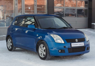 Подержанный автомобиль Suzuki Swift Hatchback 2009 года (3 фото)