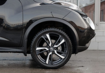 Подержанный автомобиль Nissan Juke 2018 года (9 фото)