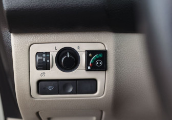 Подержанный автомобиль Subaru Legacy Wagon 2005 года (16 фото)