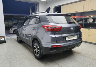 Подержанный автомобиль Hyundai Creta 2017 года (7 фото)