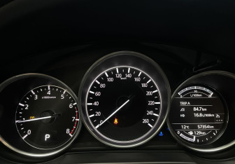 Подержанный автомобиль Mazda CX-5 2017 года (14 фото)