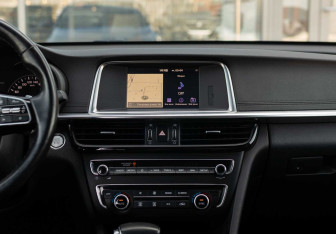 Подержанный автомобиль Kia Optima Sedan 2019 года (14 фото)