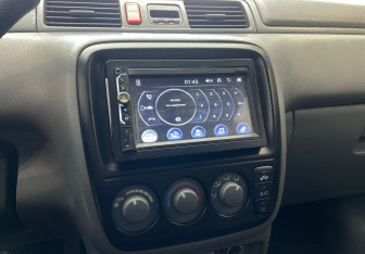 Подержанный автомобиль Honda CR-V 1998 года (12 фото)