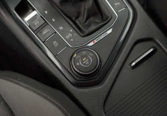 Подержанный автомобиль Volkswagen Tiguan 2017 года (16 фото)