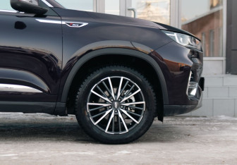 Подержанный автомобиль Chery Tiggo 8 Pro 2022 года (9 фото)