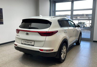 Подержанный автомобиль Kia Sportage 2017 года (4 фото)