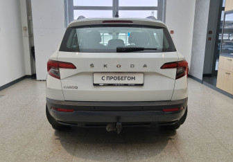 Подержанный автомобиль Skoda Karoq 2021 года (6 фото)
