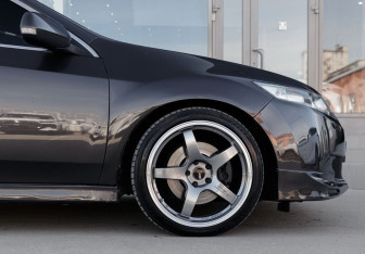 Подержанный автомобиль Honda Accord Sedan 2010 года (9 фото)