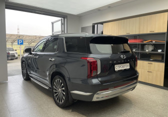 Подержанный автомобиль Hyundai Palisade 2022 года (6 фото)