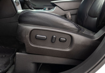 Подержанный автомобиль Ford Explorer 2014 года (19 фото)