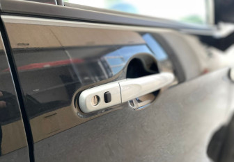 Подержанный автомобиль Toyota Tank 2020 года (10 фото)