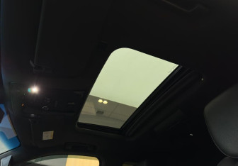 Подержанный автомобиль Cadillac Escalade Suv 2019 года (20 фото)