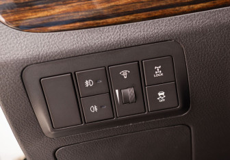 Подержанный автомобиль Hyundai Santa Fe 2011 года (20 фото)