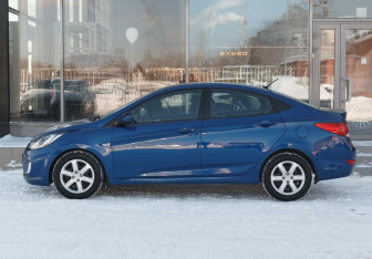 Подержанный автомобиль Hyundai Solaris Sedan 2013 года (8 фото)