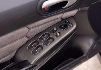 Подержанный автомобиль Honda Civic Sedan 2009 года (17 фото)