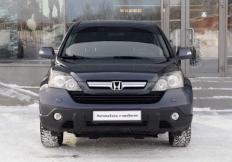 Подержанный автомобиль Honda CR-V 2008 года (2 фото)
