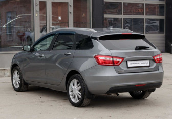 Подержанный автомобиль LADA (ВАЗ) Vesta Wagon 2019 года (7 фото)