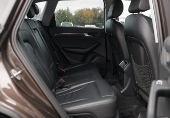 Подержанный автомобиль Audi Q5 2014 года (21 фото)
