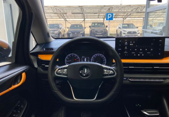 Подержанный автомобиль LIVAN X3Pro 2023 года (10 фото)